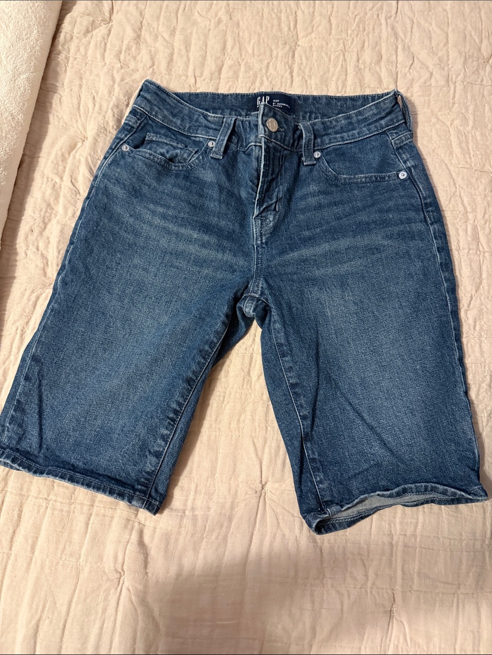 Gap Denim 9” Bermuda shorts. 4/27